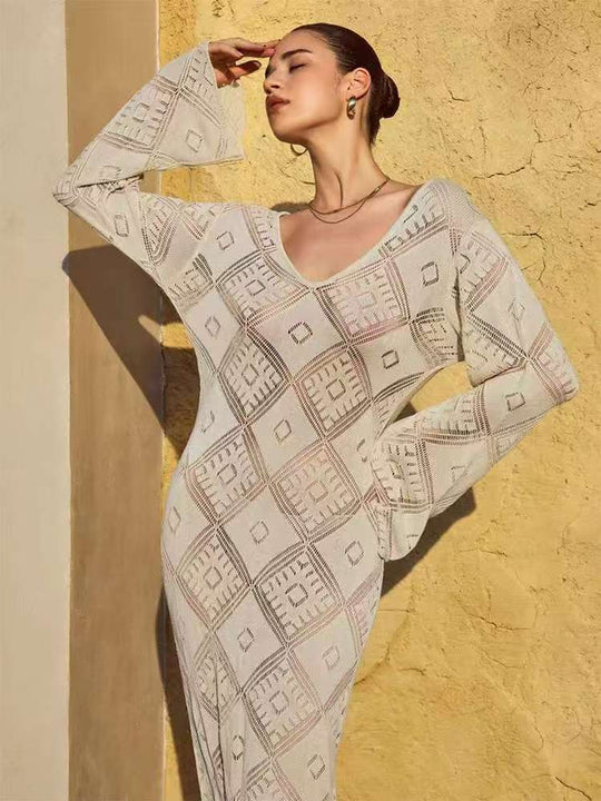 Damen Figurschmeichelndes Maxikleid mit tiefem V-Ausschnitt EB