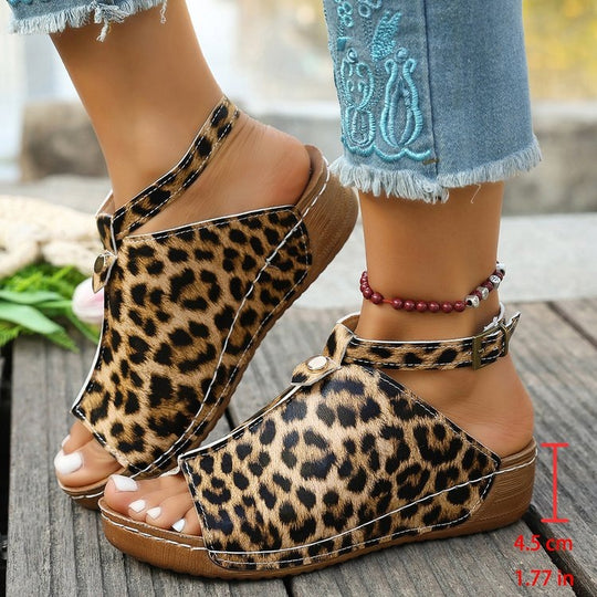 Damen Wedge-Sandaletten mit Leopardenmuster EB