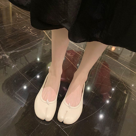Damen Ballerinas mit eleganter Metallic-Oberfläche und formschöner Silhouette EB