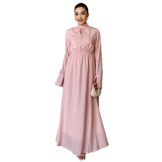 Damen Maxikleid mit eleganten Punkten und schickem Schlitz EB