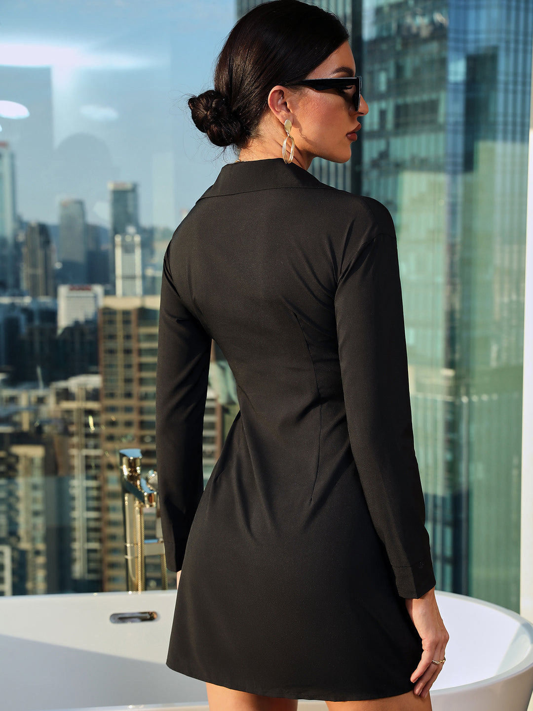 Damen Hemdblusenkleid mit elegantem Taillengürtel und praktischen Knopfdetails EB
