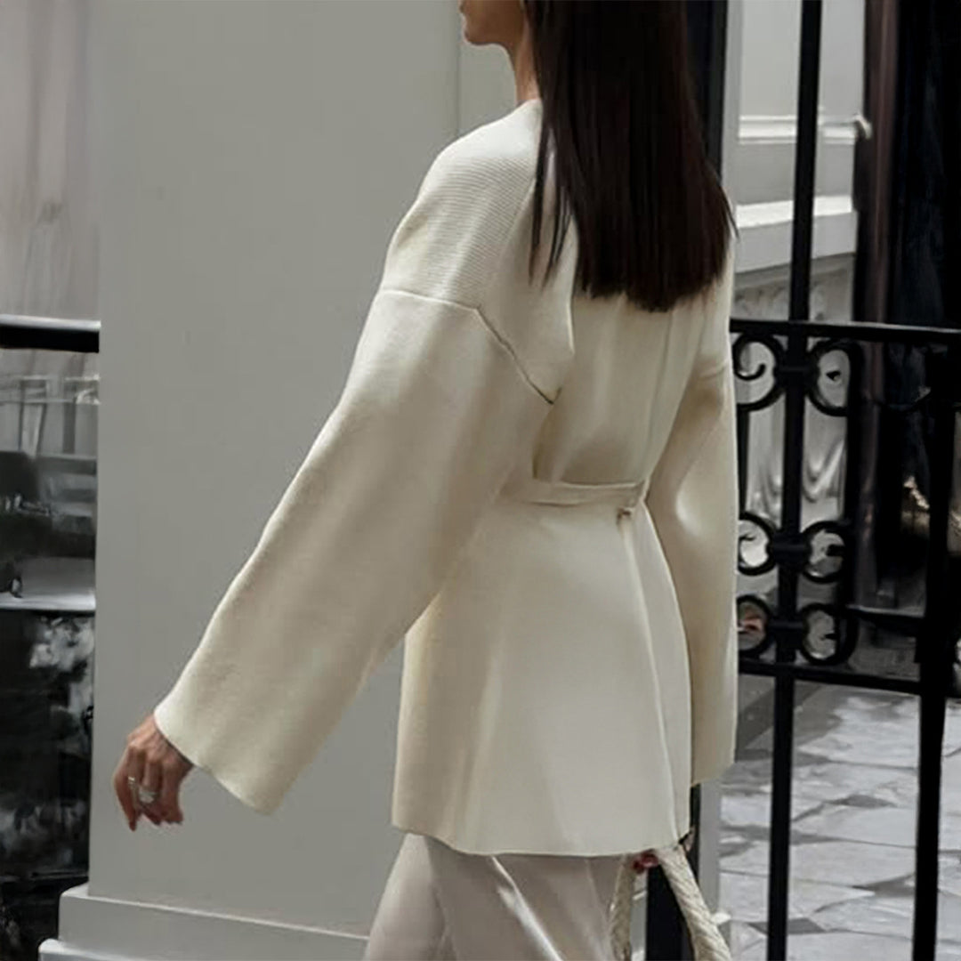 Damen nan taillierter Feinstrick-Cardigan mit V-Ausschnitt, Zierknopf und frontaler Schlitz EB