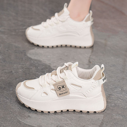 Damen Sportliche Plateau-Sneaker mit atmungsaktiver Konstruktion EB