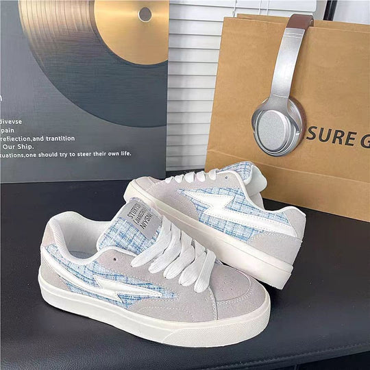 Damen Sneakers im lässigen Retro-Design mit atmungsaktiver Mesh-Oberfläche und dämpfender Sohle EB