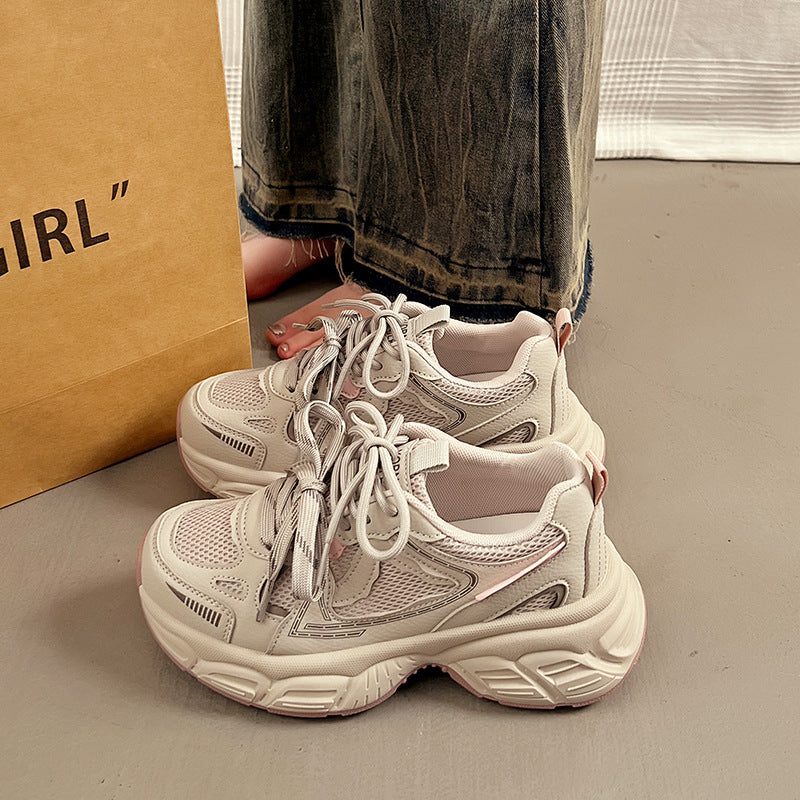Damen Sportliche Sneakers mit atmungsaktiven Einsätzen und dämpfendem Komfort EB