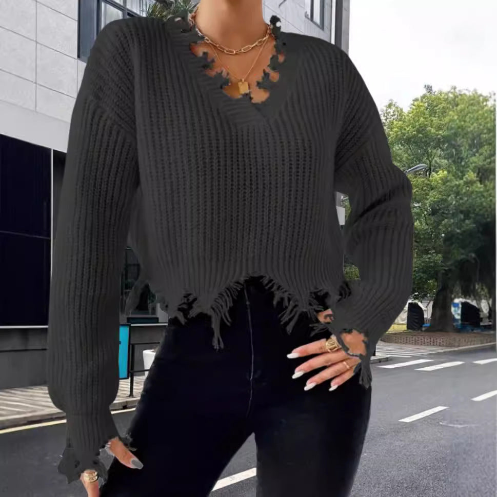 Damen Oversized Strickpullover mit fransigem Saum und raffiniertem Ausschnitt EB