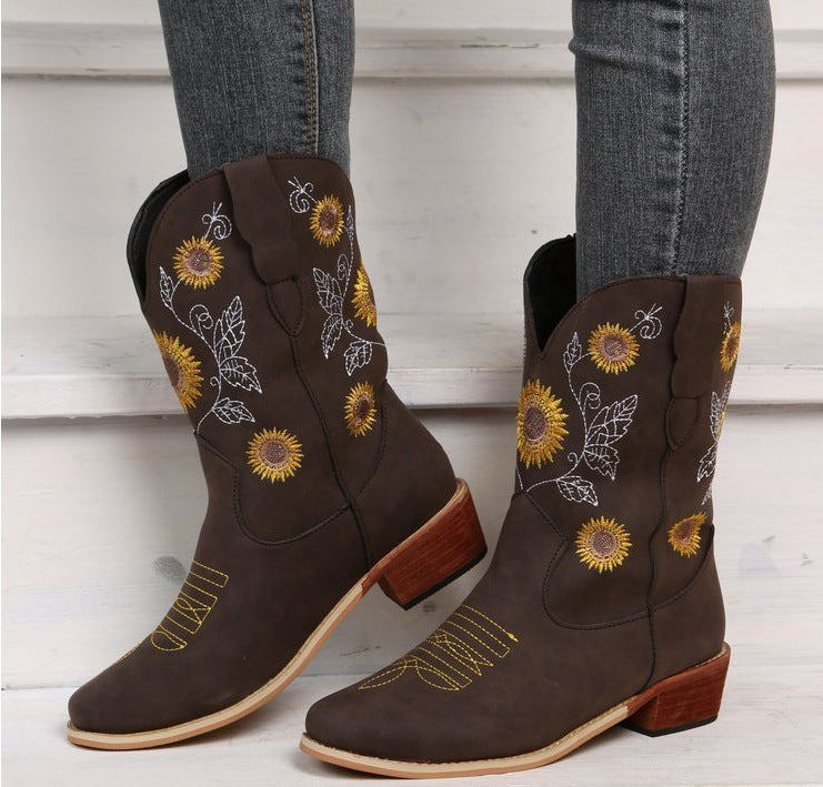 Damen Cowboy-Stiefel mit floralem Stickdesign und robustem Blockabsatz EB