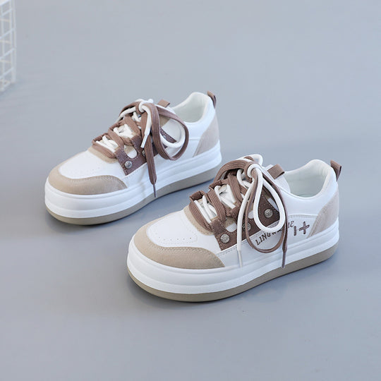 Damen Sportliche Sneakers mit modernem Design und eleganten Akzenten EB