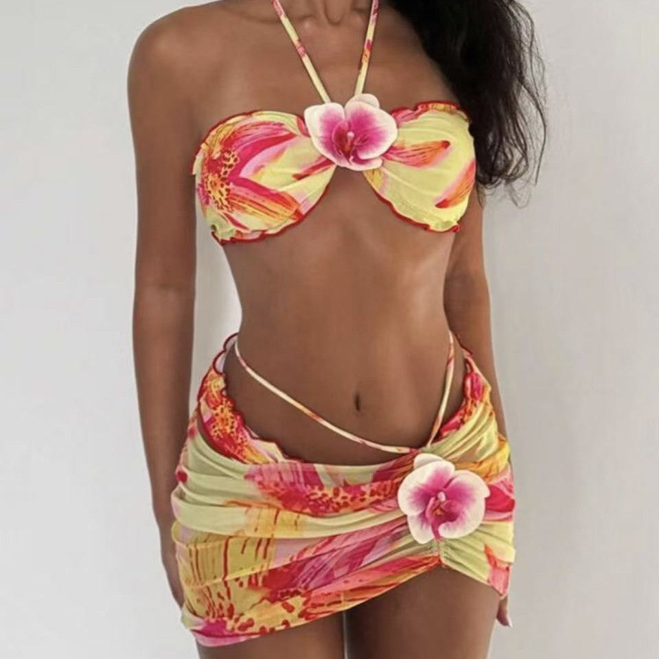 Damen Bikini-Set mit floralem Design und verspieltem Wickelrock EB