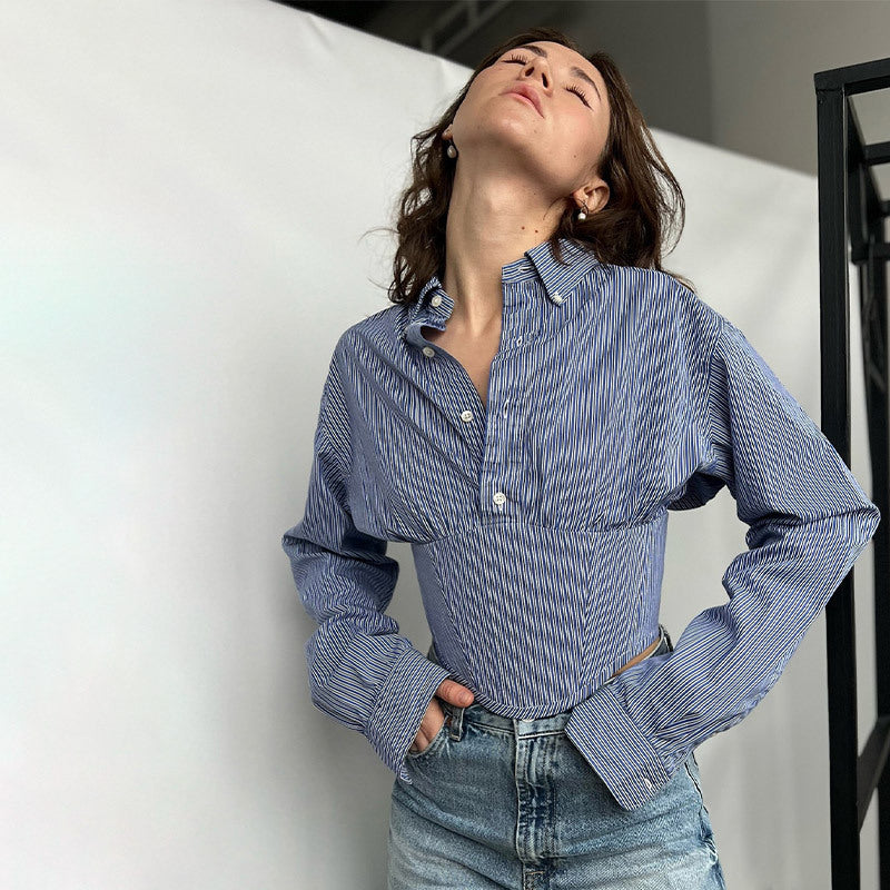 Damen Hemdbluse mit innovativem Schnitt und strukturierten Ärmeln EB