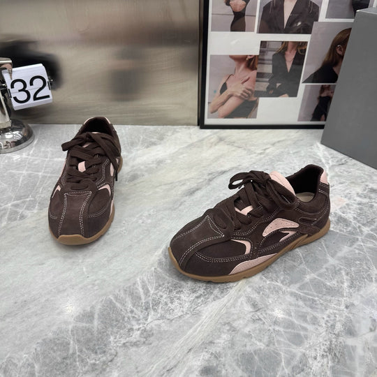 Damen sportliche Sneaker mit atmungsaktivem Obermaterial und rutschfester Sohle EB