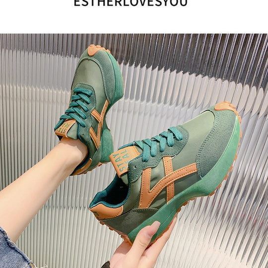 Damen Sportliche Sneaker mit atmungsaktiver Obermaterialstruktur und gedämpfter Sohle EB
