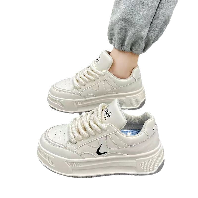Damen Modische Plateau Sneakers mit dämpfender Sohle und robustem Design EB