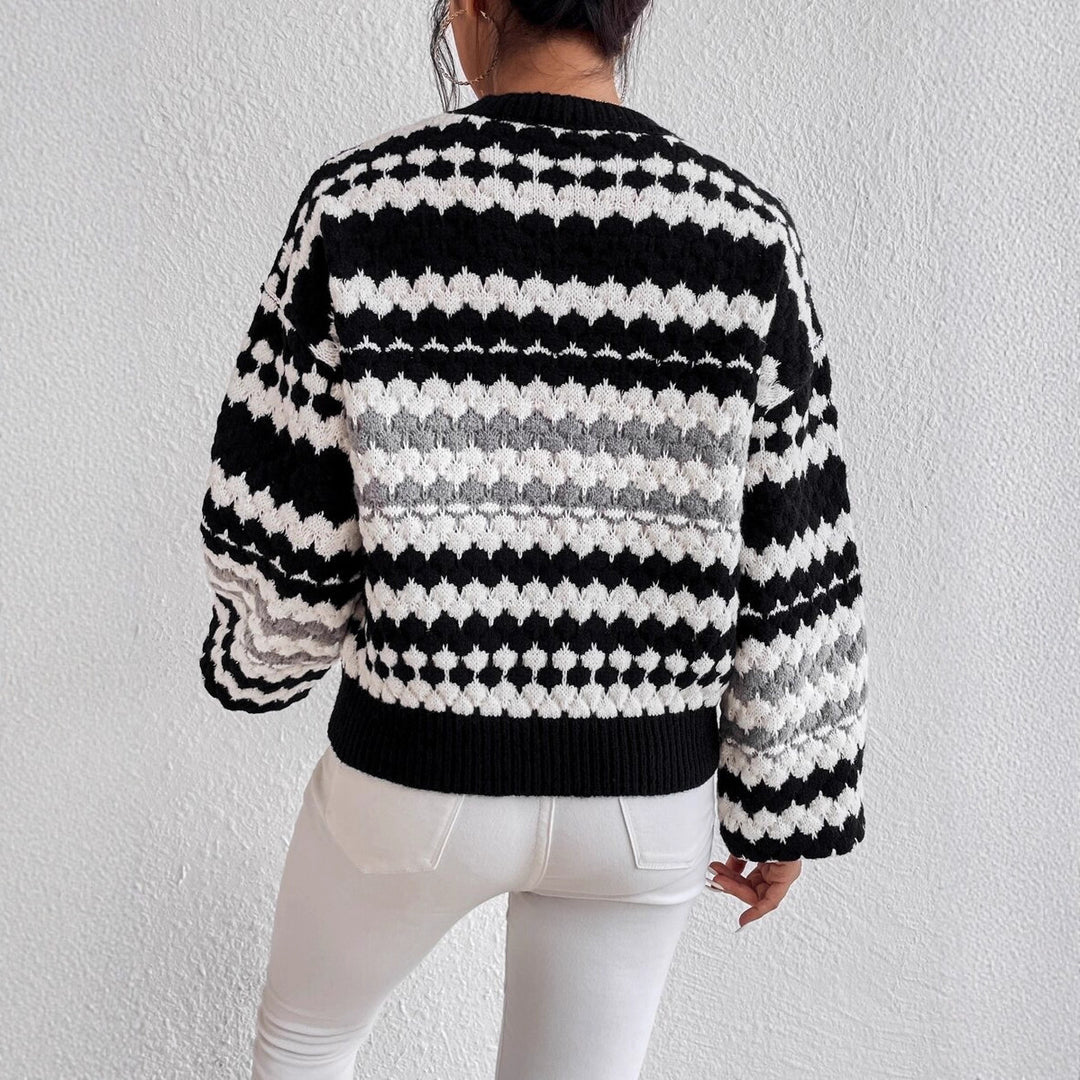 Damen Strickpullover mit kreativem Lochmuster und modischen Farbakzenten EB