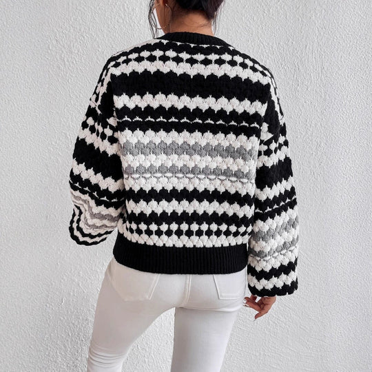 Damen Strickpullover mit kreativem Lochmuster und modischen Farbakzenten EB