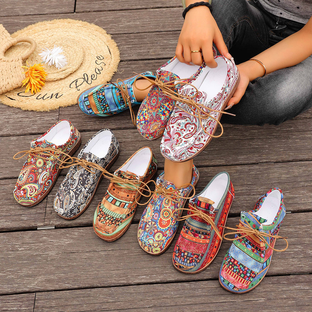 Damen modische und komfortable Sneaker mit buntem Design EB