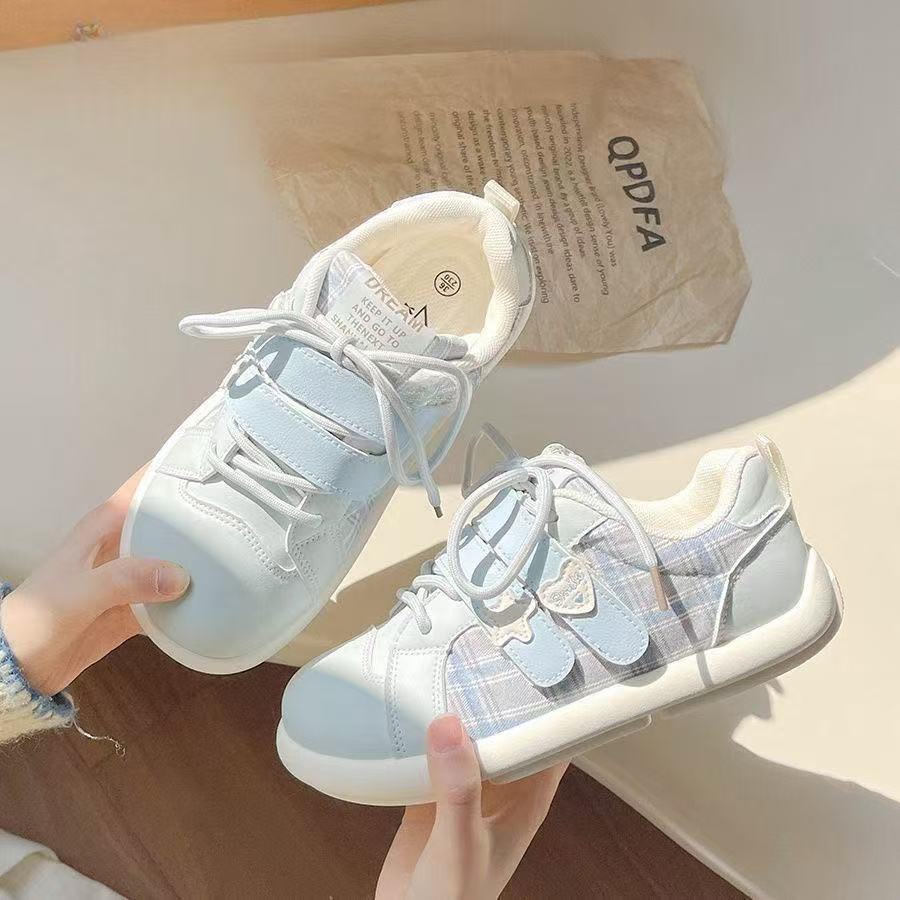 Damen Sportliche Sneakers mit bequemer Dämpfung und elastischem Schnürsystem EB