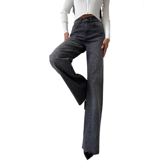 Damen Highwaist Schlagjeans mit dezenter Leo-Print, weitem Bein und rohem Saum Eichborn Berlin
