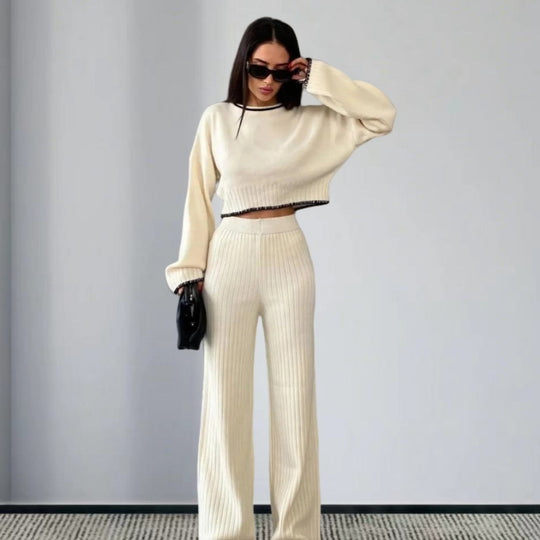 Damen elegantes Strickanzug mit weitem Bein und romantischen Ärmeln EB