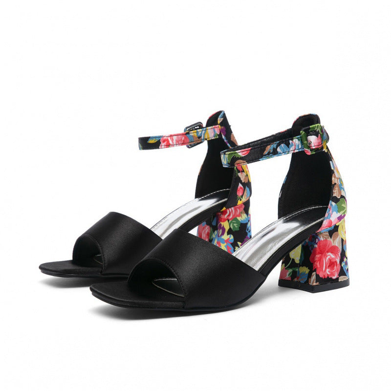 Damen Blockabsatz-Sandalen mit floralem Riemen und offenem Zehenbereich EB