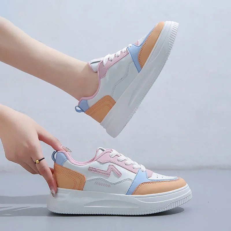 Damen Sportliche Freizeitschuhe mit Plateau und modischen Akzenten EB