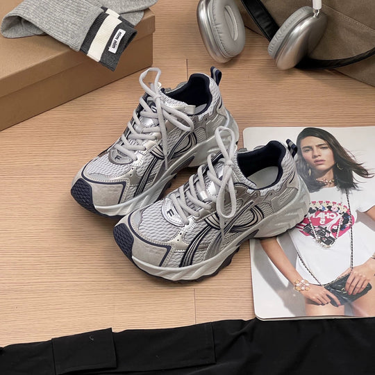 Damen Sportliche Sneakers mit atmungsaktiver Mesh-Oberfläche und robustem Profil EB