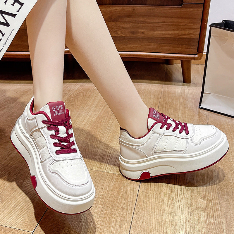 Damen Plateau-Sneaker mit trendiger Silhouette und bequemer Dämpfung EB