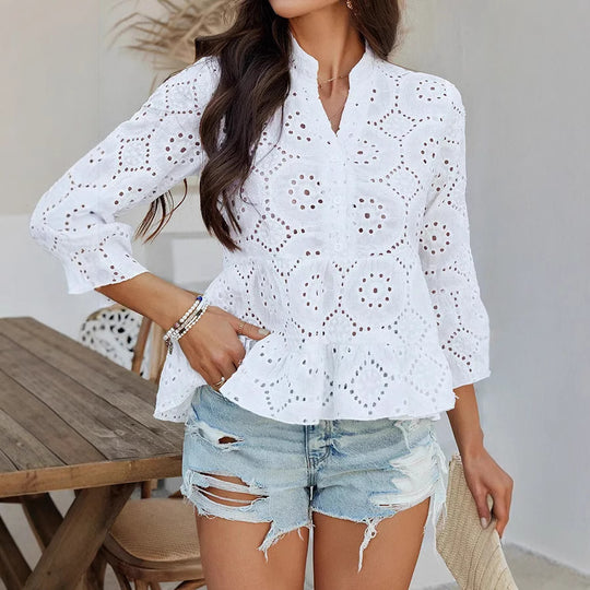 Damen Oberteil mit eleganter Broderie Anglaise und ausgestellten Ärmeln EB