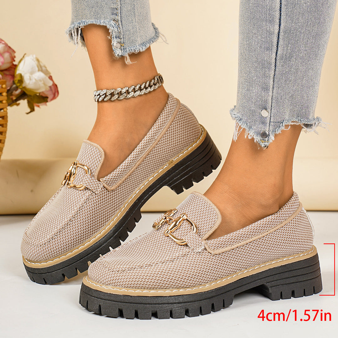 Damen Elegante und bequeme Slipper mit modischen Details EB