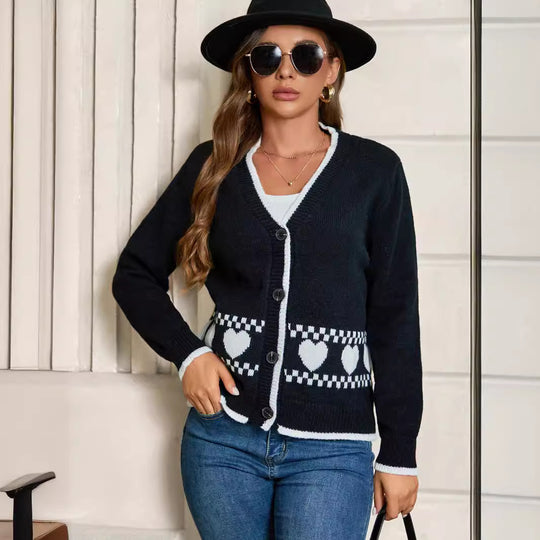 Damen Cardigan mit Herzmuster und kontrastierenden Details EB