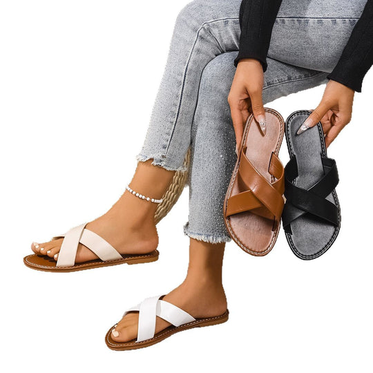 Damen Riemchen-Sandalen mit geschmackvollem Kreuzriemen-Design EB