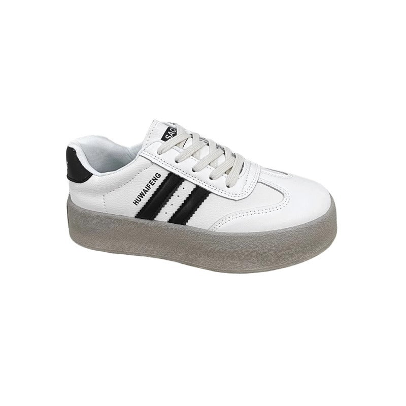 Damen Sportliche Plateausneaker mit edlen Steppnähten und rutschfester Sohle EB