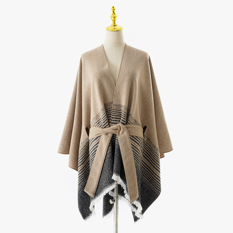 Damen Wickelponcho mit Bindegürtel, V-Ausschnitt und Fransensaum EB