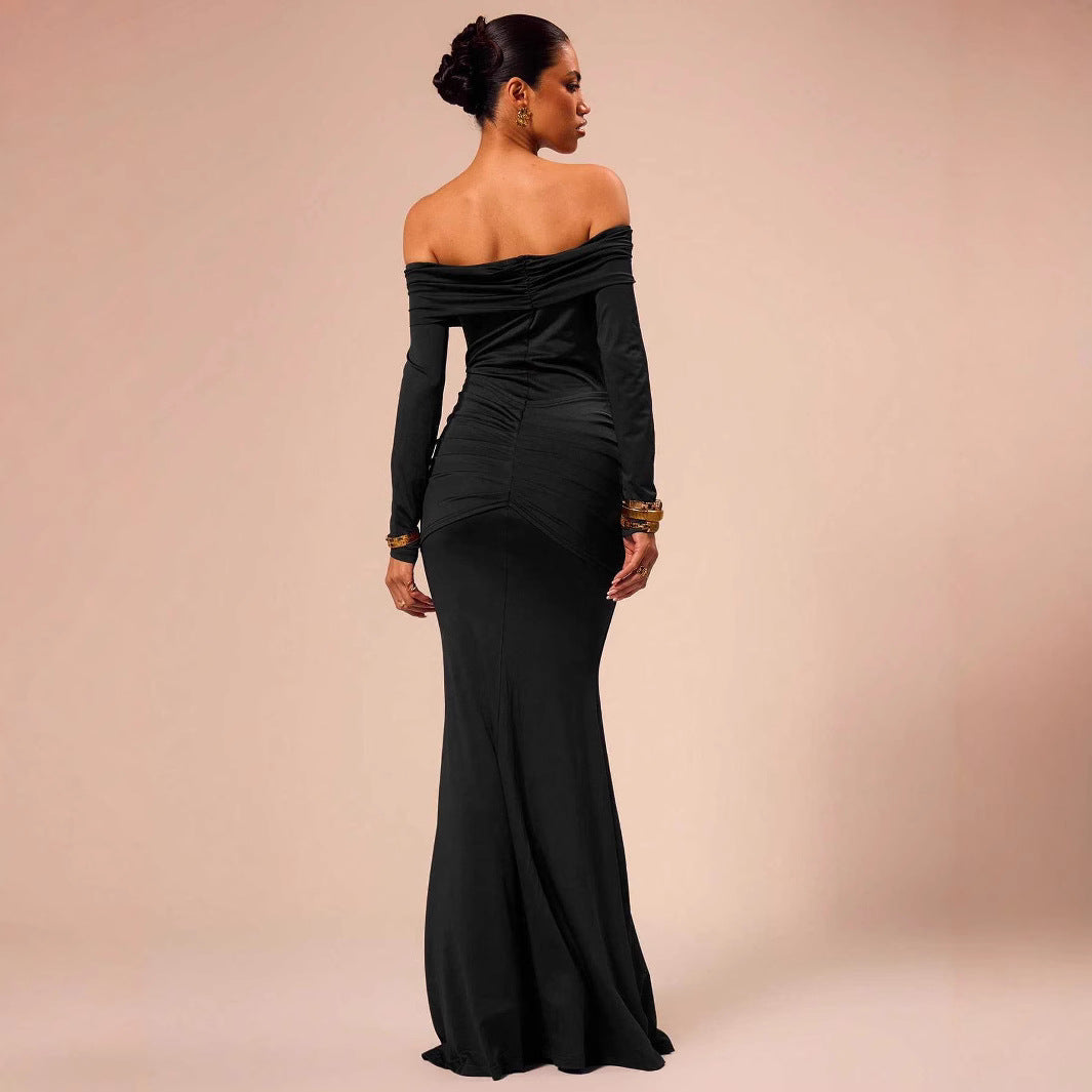 Damen Abendkleid mit schulterfreier Silhouette und elegantem Raffung EB