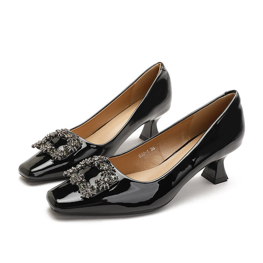Damen elegante Pumps mit luxuriösem Schmuckdetail und komfortablem Blockabsatz EB