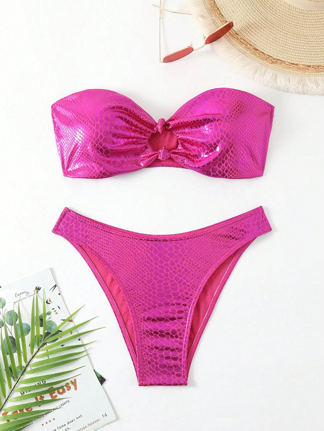 Damen Bandeau-Bikini mit hochglänzendem Schlangenmuster EB