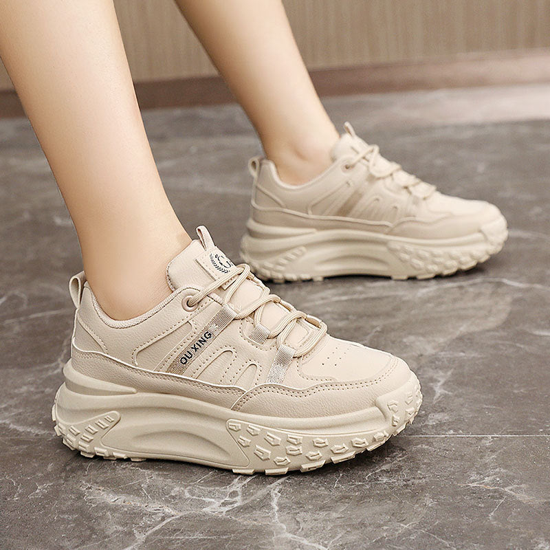 Damen Sportliche Chunky Sneakers mit gepolsterter Sohle und innovativem Schnürsystem EB