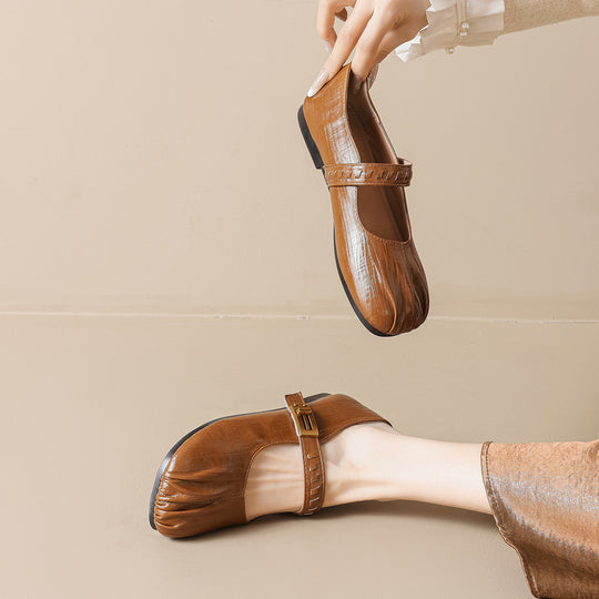 Damen Ballerinas mit dekorativem Riemenverschluss und hochwertiger Lederoberfläche EB