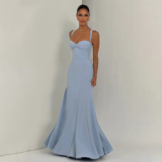 Damen Elegantes Abendkleid mit verführerischem Herzausschnitt und fließendem Schnitt EB