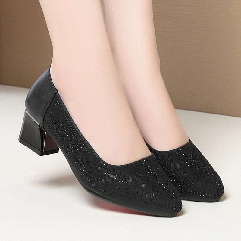 Damen Dekorative Pumps mit funkelnden Strassapplikationen und elegantem Design EB