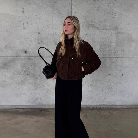 Damen Kunstlederjacke mit strukturiertem Schnitt und praktischen Taschen EB