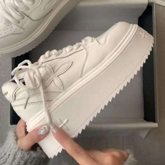 Damen modische Sneakers mit atmungsaktiver Oberflächenstruktur und dämpfendem Sohlenprofil EB