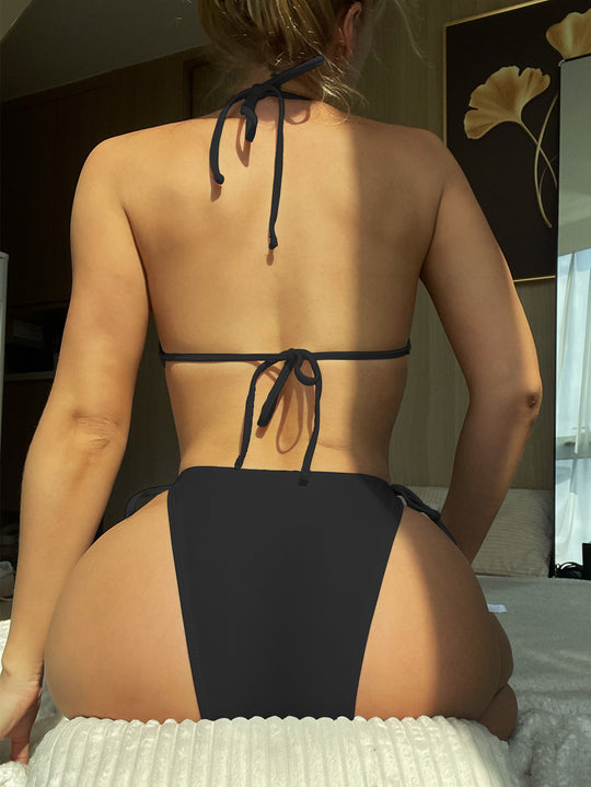 Damen Hochgeschnittener String-Bikini mit kreuzförmigem Oberteil EB