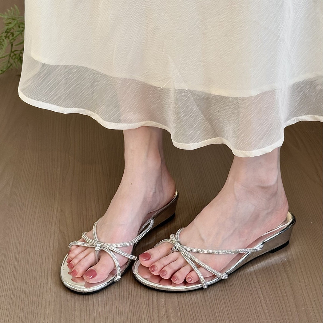Damen Modische Zehentrenner-Sandalen mit funkelndem Riemendesign und anatomischer Passform EB