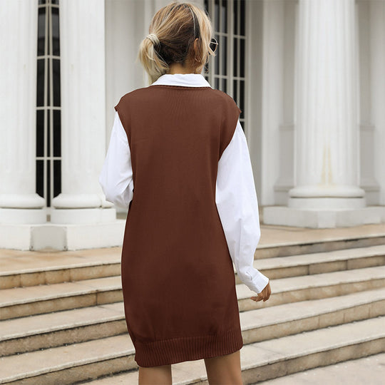 Damen Strickkleid mit modernem Zopfmuster und elegantem V-Ausschnitt EB