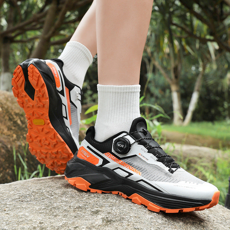 Damen Trailrunning Schuhe mit innovativem BOA-Verschlusssystem und dämpfender Sohle EB