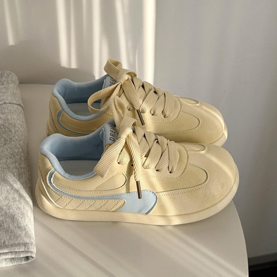 Damen Sportliche Sneakers mit weichem Obermaterial und dämpfender Sohle EB