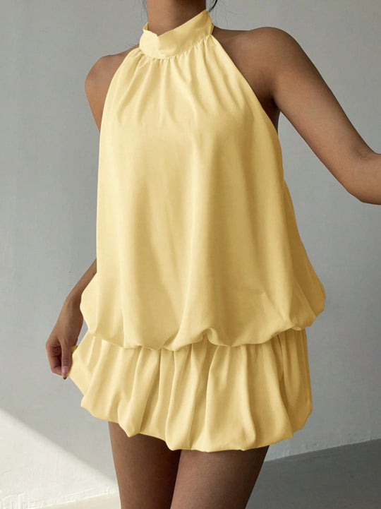 Damen sommerliches Minikleid mit haltem Kragen und asymmetrischem Design EB