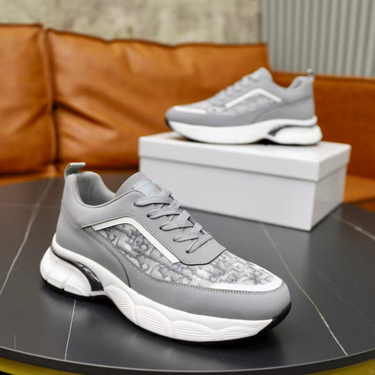 Damen Sportliche Sneakers mit atmungsaktiver Oberflächenstruktur und stabiler Dämpfung EB