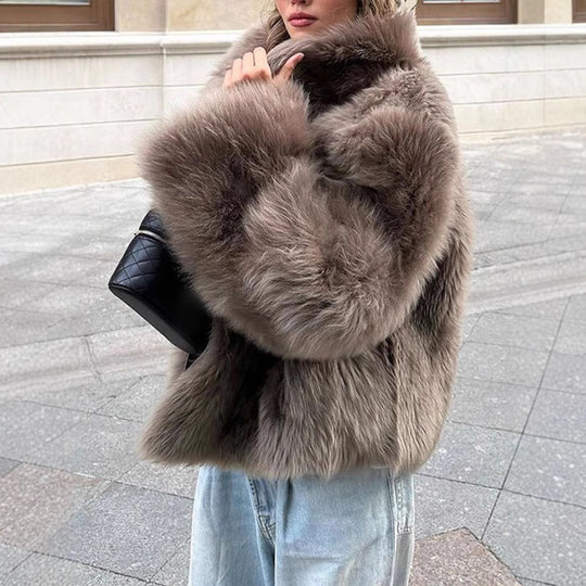Damen Modische Kurzjacke aus hochwertigem Kunstfell mit elegantem Kragen EB